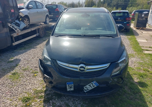 Opel Zafira cena 13900 przebieg: 282000, rok produkcji 2014 z Mielec małe 137